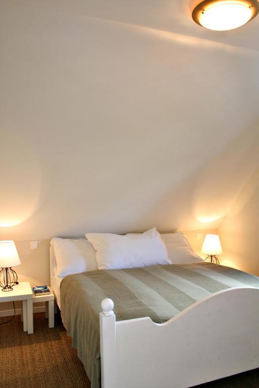 Hoteldorf Seepark Weiden Weiden am See Room photo