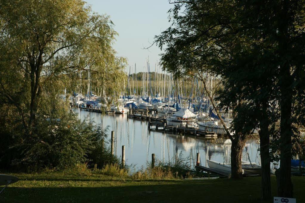 Hoteldorf Seepark Weiden Weiden am See Exterior photo